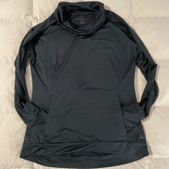 Danskin Tops - Danskin long sleeve top